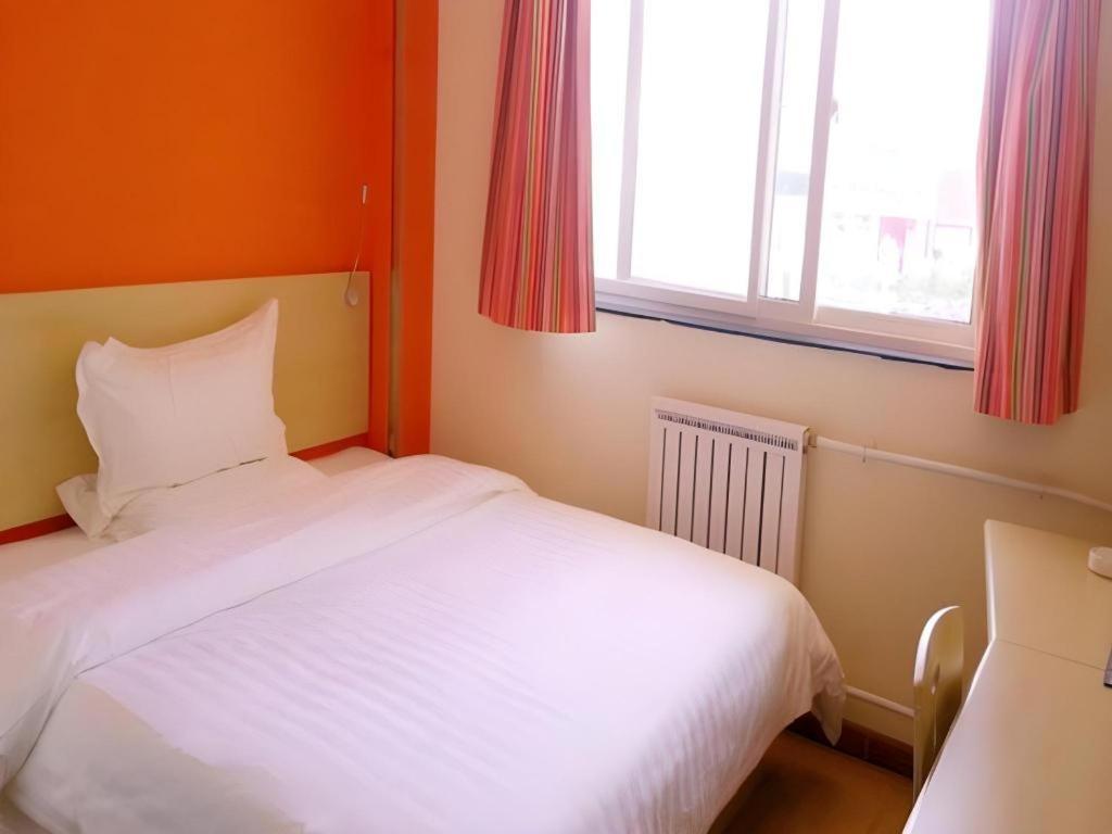 7 Days Inn Luzhou Commercial Pedestrian Street Center Buitenkant foto